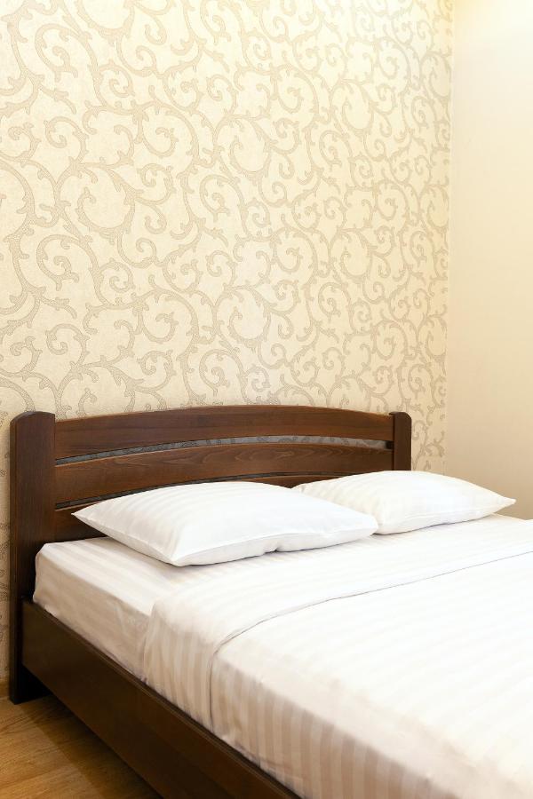 Romari Лесі Українки Apartman Lviv Kültér fotó