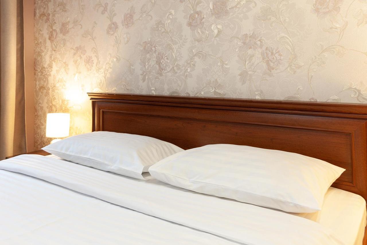 Romari Лесі Українки Apartman Lviv Kültér fotó