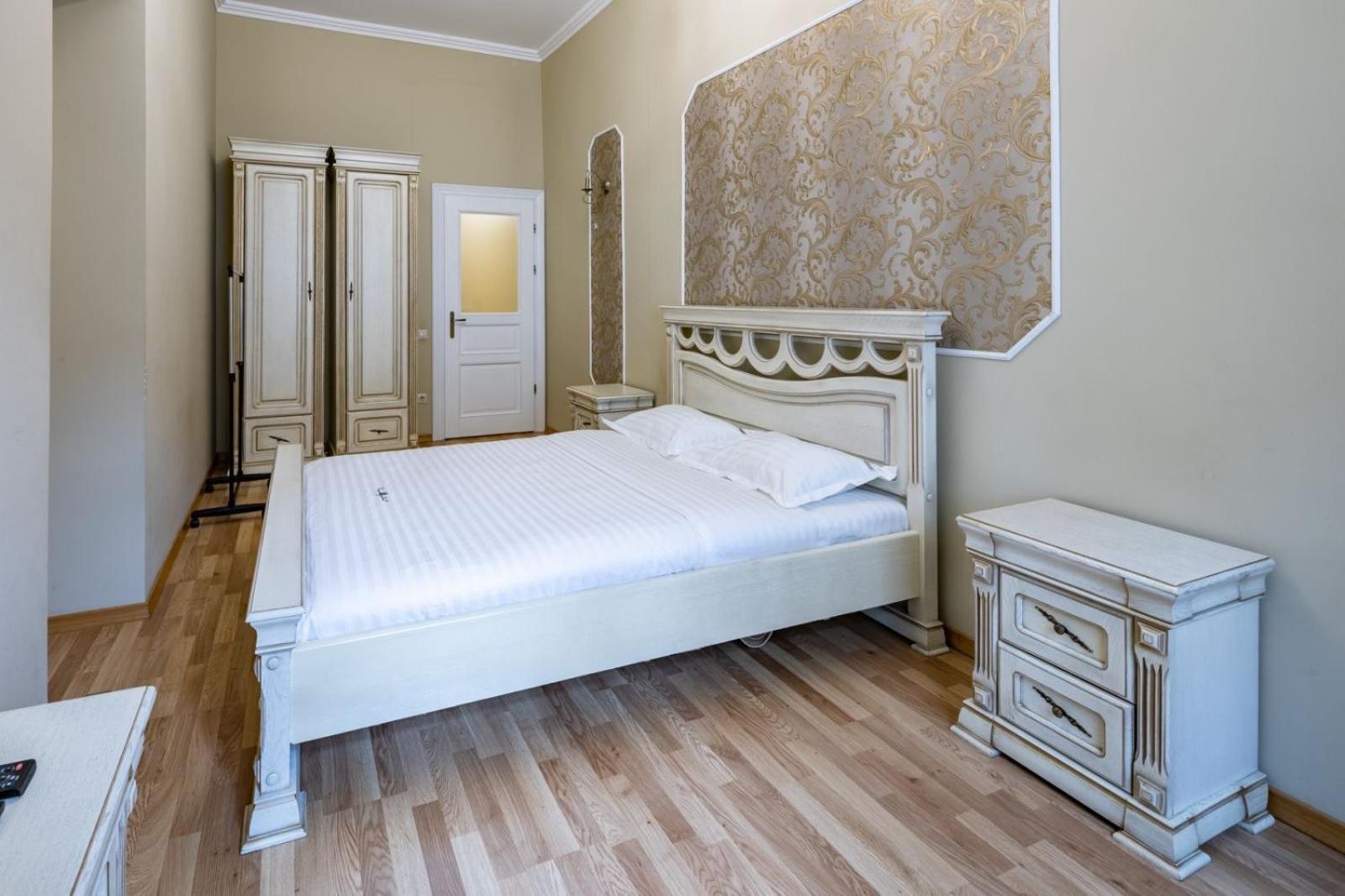 Romari Лесі Українки Apartman Lviv Kültér fotó